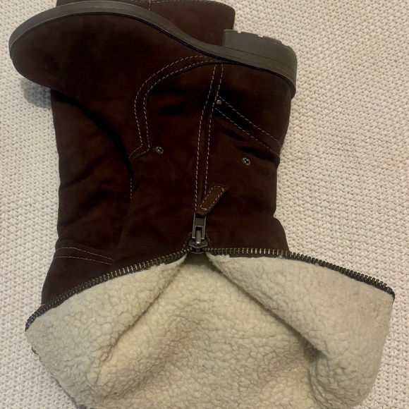 a.n.a Women's Brown Low Heeled Boots - Picture 4 of 5